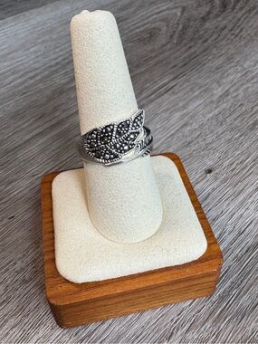 Vintage Sterling Silver Marcasite Leaf Wrap Ring Sz 8.5 Boho Gothic